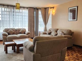 Daykio at Chania- 3 Bedroom Apt with Pool in Kilimani - Nairobi - 2