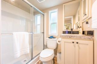 Rainforest Tiny Home Retreat Industrial 26 - Forks - 3