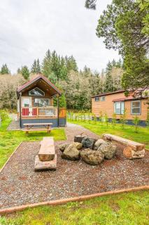 Rainforest Tiny Home Retreat 28 - Forks - 8