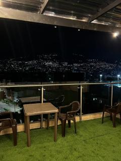 Apartamento en Laureles con piscina y parquedero 802 - 3