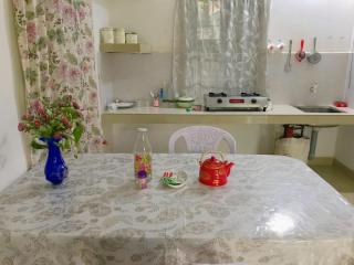 Lily's Guest House - Dibrugarh - 2
