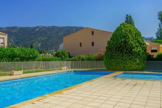 Family apartment - beach access swimming pool - Le Lavandou - 0