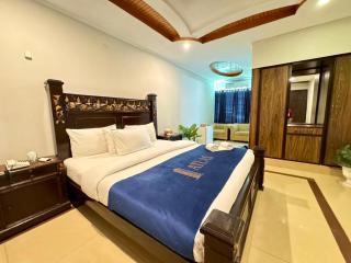 Khan's guest house - Islamabad - 4