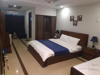 Khan's guest house - Islamabad - 3