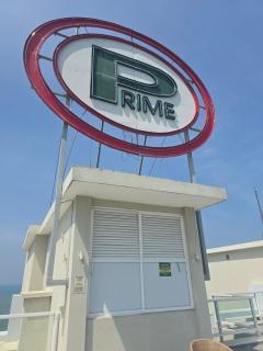 Luxury Beachfront Apartment Your Perfect Getaway - 3