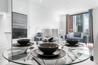 18th Floor Luxury 2 Bedroom, 2 Bathroom Sky View with Rooftop Access & Gym! Unbeatable Experience & Extreme Value! - Londra - 8