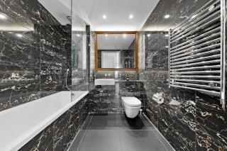 18th Floor Luxury 2 Bedroom, 2 Bathroom Sky View with Rooftop Access & Gym! Unbeatable Experience & Extreme Value! - Londres - 8