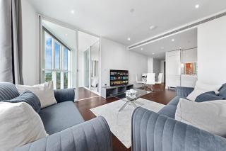 18th Floor Luxury 2 Bedroom, 2 Bathroom Sky View with Rooftop Access & Gym! Unbeatable Experience & Extreme Value! - Londra - 3