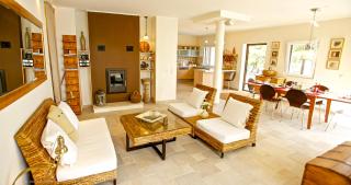 Beach Front Villa, Garden, Quiet Bay, Boat Mooring - Villa Bleu Mer - 8