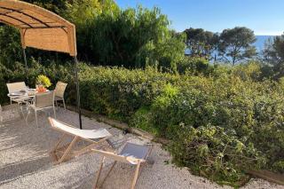 Sea View Studio with Large Terrace 5-Min Walk to the Beach - Le Lavandou - 0