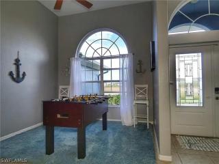 Heated Pool, Foosball & Pet Friendly - Villa Blue Oasis - Roelens - Matlacha - 8