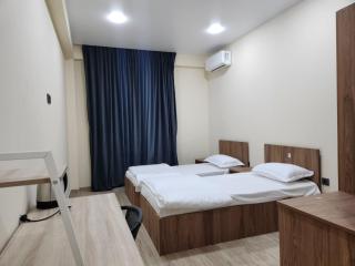 Ncomfortsstayinn - 8