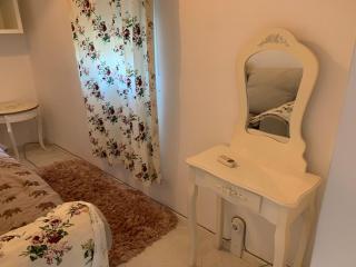 Urban Nest Lulin - 1