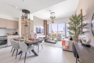 Hermes-Style 2BR, Full Burj Khalifa View - Infinity Pool - Full Fountain View - 3