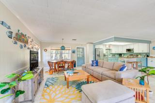 Riverview Homosassa Escape with Dock and Lanai! - 5