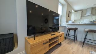 The Nest - One Bed Apt with Sea Views - 7