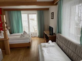 Tieflehner Hof Pitztalhaus Hotel - 2