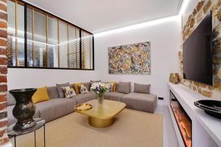 Le Marais Luxury & Trendy Apartment - 2