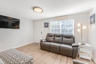 The Coral Sunset Cottage by Vacation Homes Collection - Fort Morgan - 6