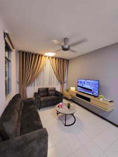 Cozy 3BR Riverfront Sweet Homestay Kuching - Kuching - 7
