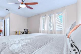 Aloha 4Br Private Pool Tiki Bar & Game Lounge! - 3