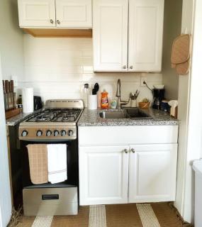 Chateau Blanc Yale Located Downtown - 7