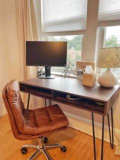 Chateau Blanc Yale Located Downtown - 5