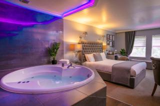 Moor Hall Hotel & Spa - 4