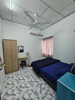 Homestay Una Kangar - Kangar - 4