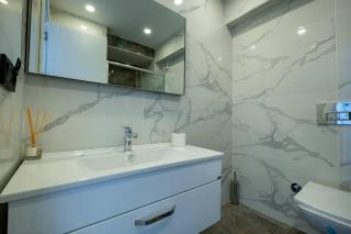 Bosphorus View with Two Bedrooms - Istanbul - 6