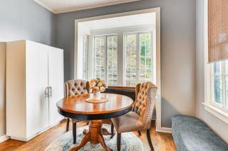 Cozy Eureka Springs Cottage, Walk to Dtwn! - 4