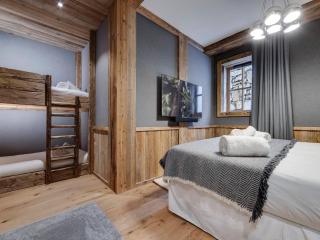 Appartement Familial Confort à Val-d'Isère, Proche Pistes, 10 Pers., Cheminée, Services Inclus - FR-1-567-106 - 4