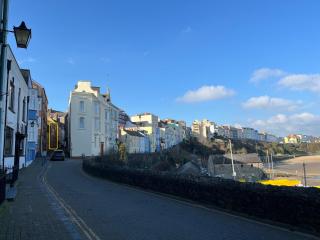 Wheelhouse - 3 bedroom home in the heart of Tenby - Pembrokeshire - 8