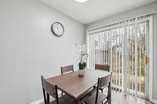 Brentwood U8 I Cozy & Comfy I 2bd I Free Parking - 6