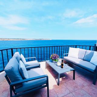 Seafront apartment Terrace, lounger & Panoramic ocean views - Mellieħa - 5