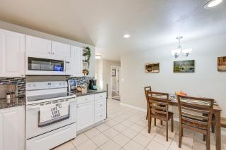 Family-Friendly Cottage with Playground in Centralia - Centralia - 3