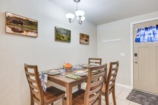 Family-Friendly Cottage with Playground in Centralia - Centralia - 1