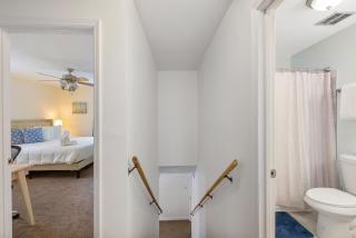 New! Special Intro Rate! Walkable, Fenced-In Yard - Charlotte - 4