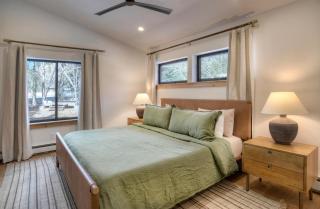 SF Riverfront Retreat - 7