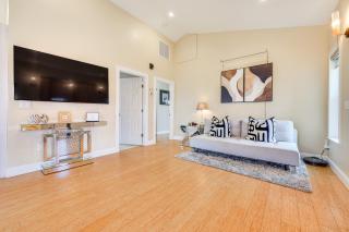 Watch Dolphins St Augustine Gem Near Downtown! - 6