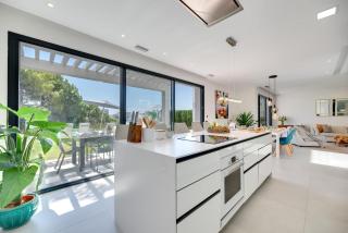 New Luxury 4br Villa Pool, Bbq - Estepona - 3