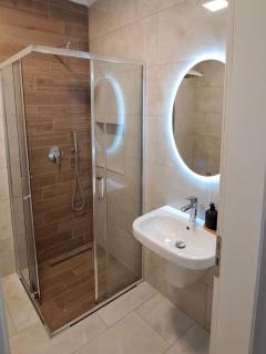 Tirana Terminal Apartments - 3