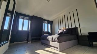 Grey And White Duplex - 7