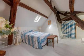 Maison avec jardin à Cellettes, 150 m², local à vélos - 1