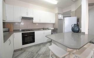 uMhlanga - Direct Beach Access! Pool! Serviced Daily - Durban - 8