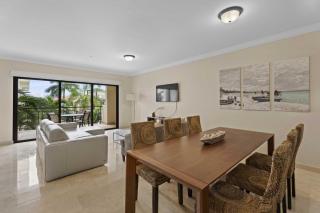 PC209 - Pool View - Perfect for families or group - Close to Palm Beach - 2BR - Palm-Eagle Beach - 1