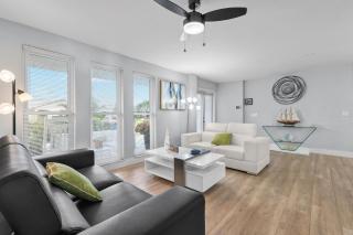 Renovated home on direct Gulf-access canal with electric-heated pool - Villa Geraldine - Cape Coral - 3