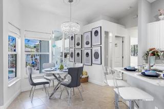 Remodeled saltwater solar-heated pool home with Southern exposure - Villa IvyLe - Cape Coral - 4