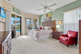 Villa Havannah - Stunning remodeled elec-heated pool home on Gulf Access Canal - SWFL Rentals - 1