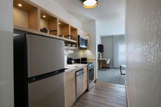 TownePlace Suites by Marriott Albuquerque Uptown - Albuquerque - 8